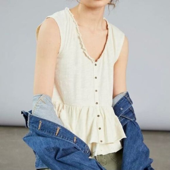 Pilcro and the Letterpress Tops - ANTHROPOLOGIE PILCRO CHRISSY TIERED BABYDOLL PEPLUM TOP